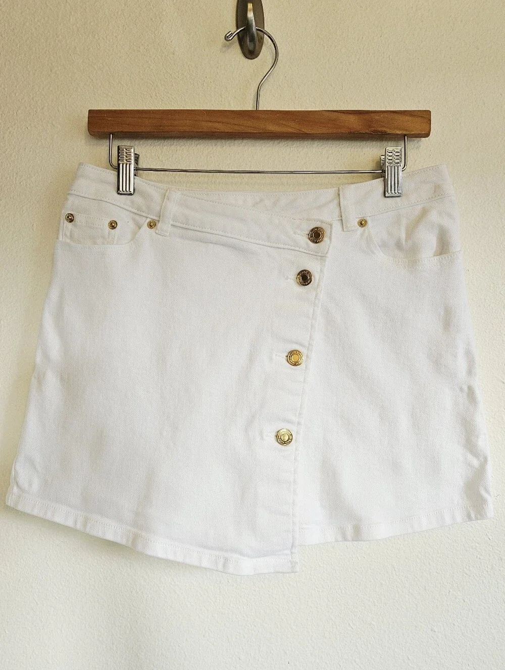 Michael Kors Classic White Button-Front Mini Skirt